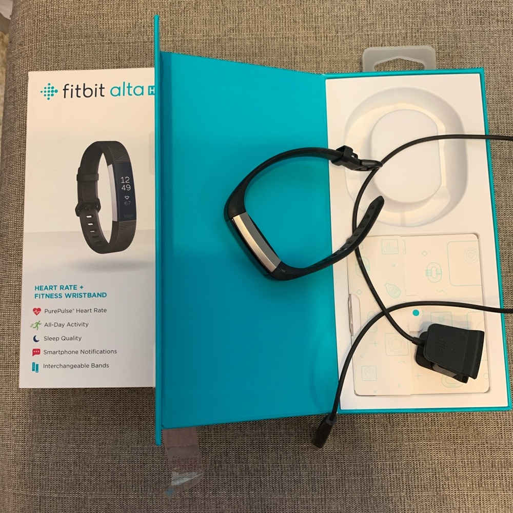 Fitbit Alta HR